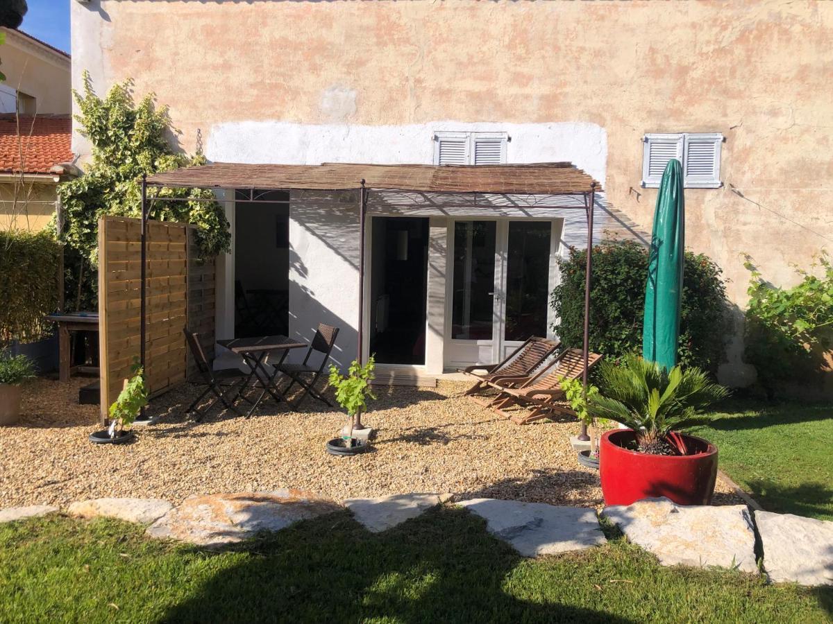 Douceur Du Sud, Entre Mer Et Campagne Hyères Exteriör bild
