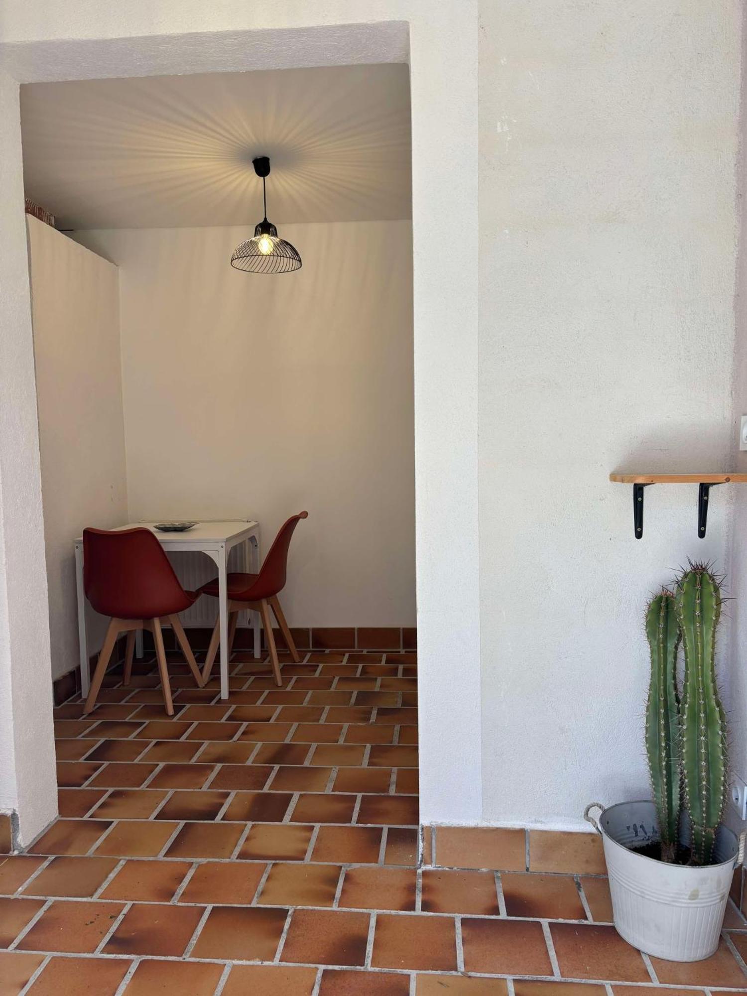 Douceur Du Sud, Entre Mer Et Campagne Hyères Exteriör bild